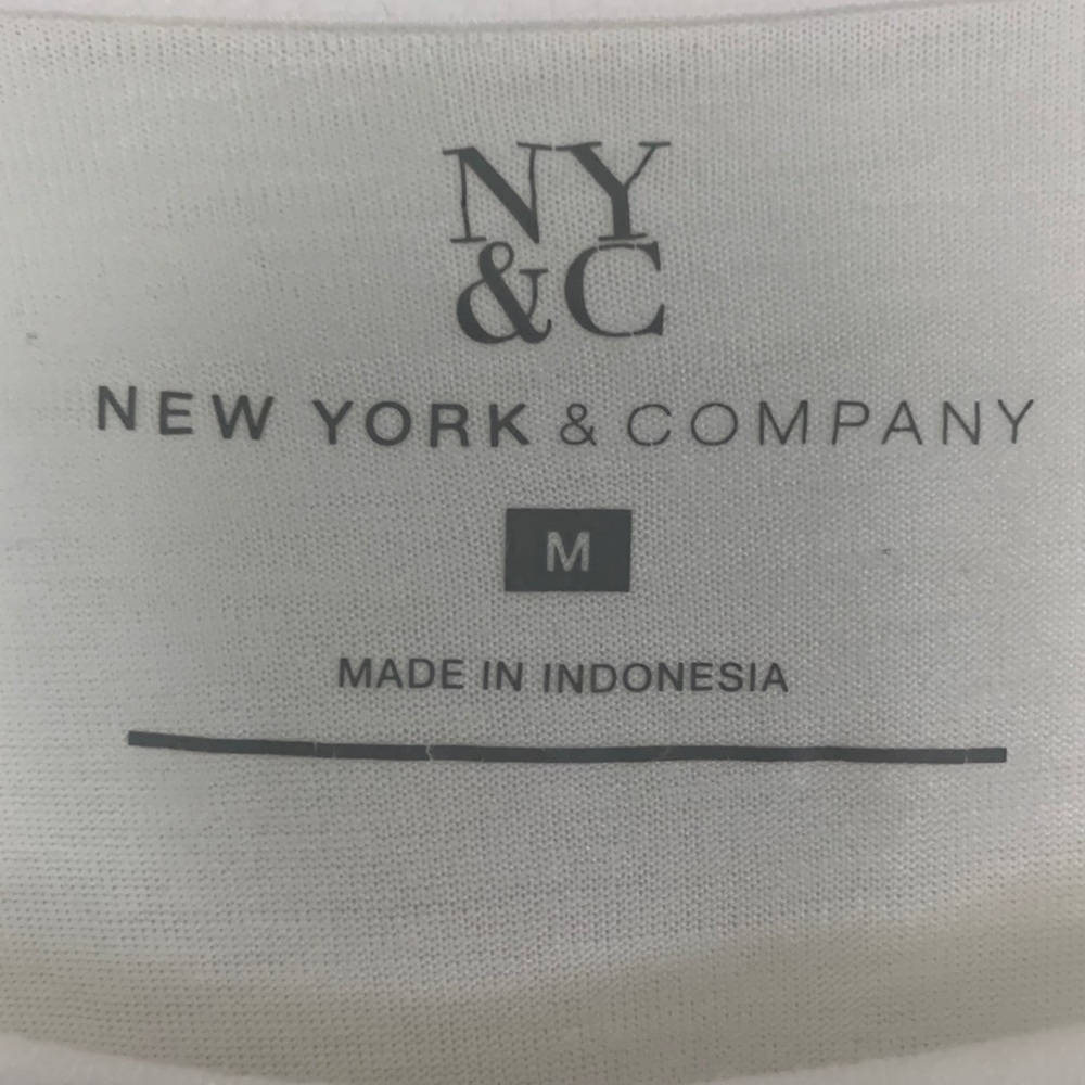 Shirt - Picture 2 of 4